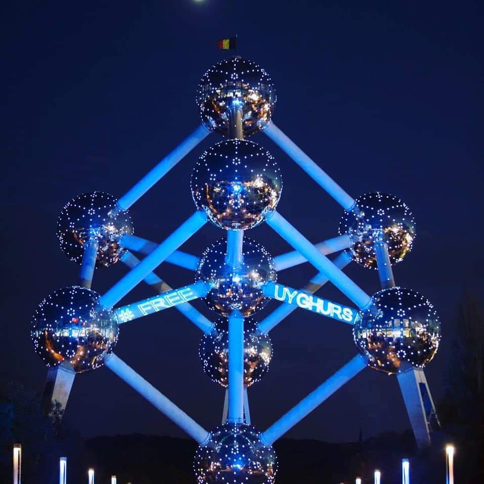 Atomium illuminé en soutien aux Uyghurs