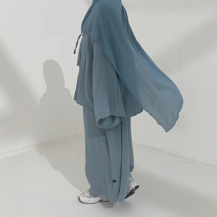 Mayrah, abayas minimalistes